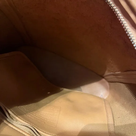 Vintage Coach Medium Slim Duffle Sac - 9816, tan - Picture 15 of 16